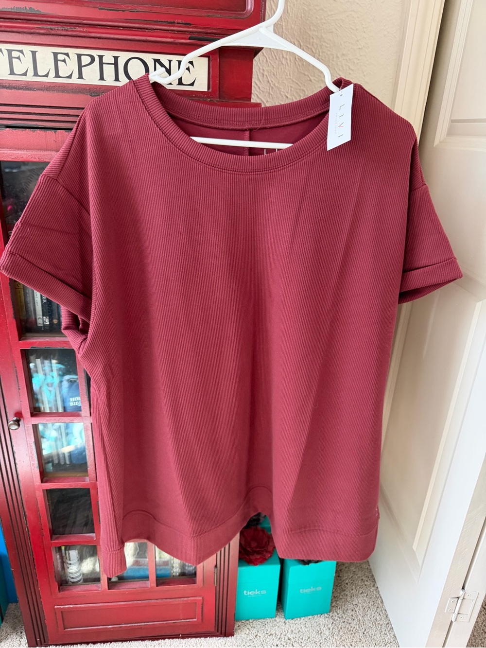 Lane Bryant Livi Active Short Sleeve Tee in Burgundy